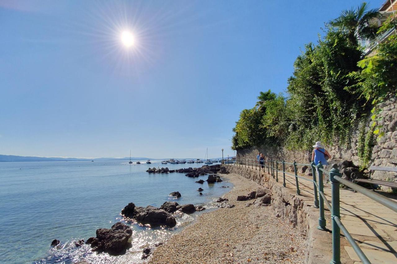 Apartamento Nico, Volosko, Pet Friendly *